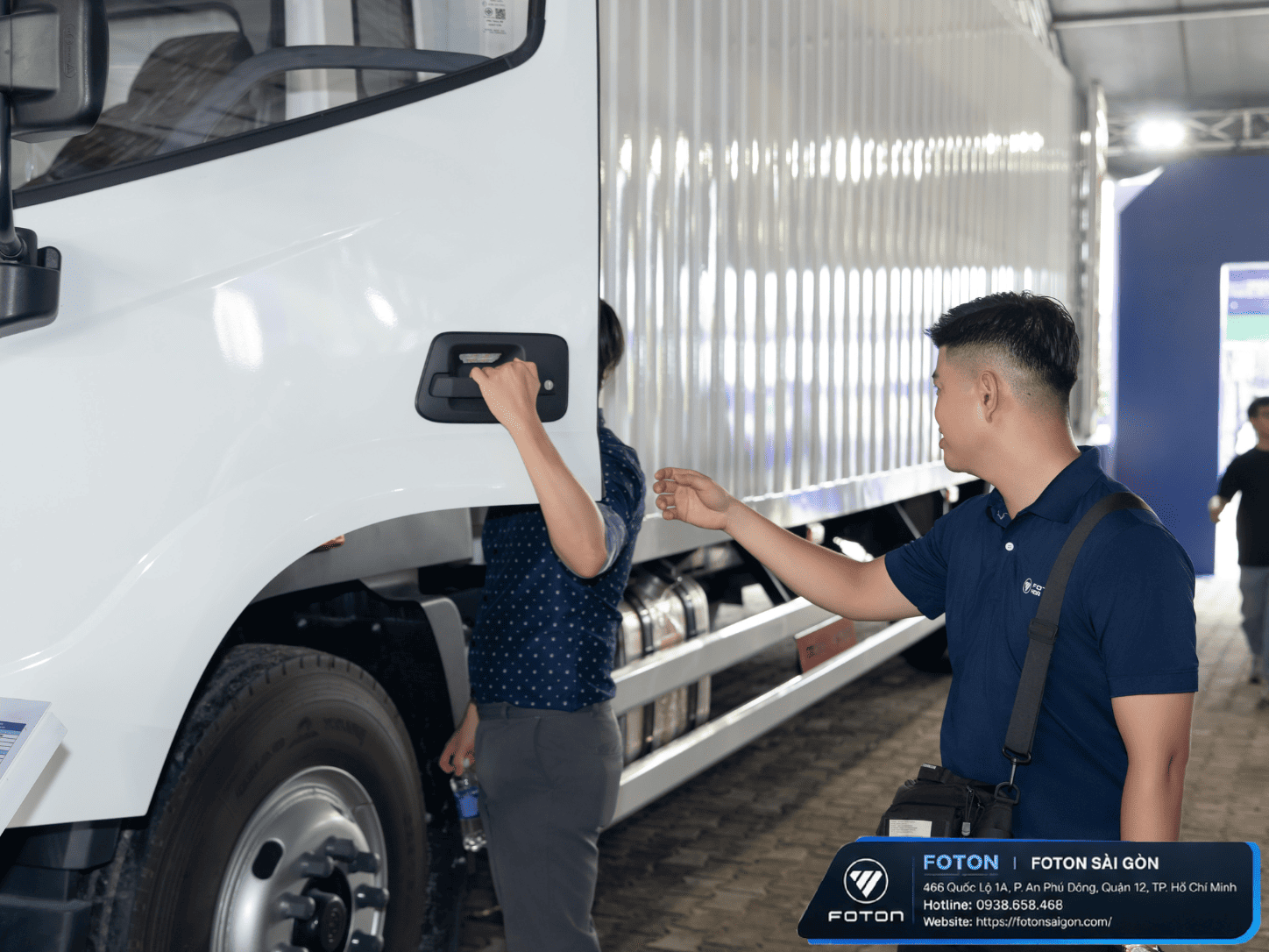 XE TẢI FOTON AUMAN C240 THÙNG CONTAINER THÙNG DÀI 9M9